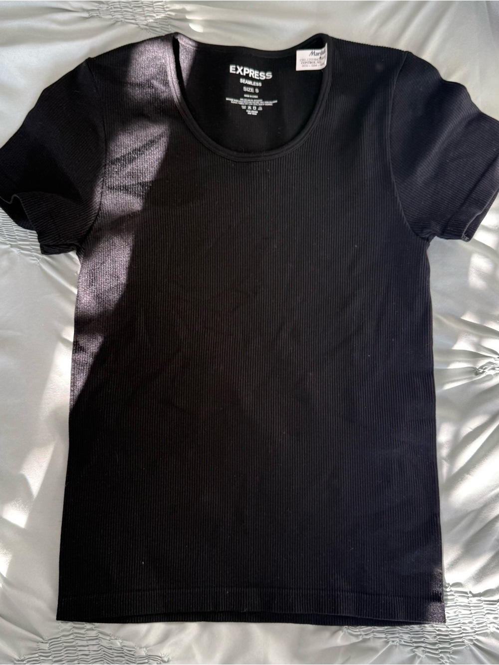 2 Express Seamless Ribbed Tees - Picture 2 of 5